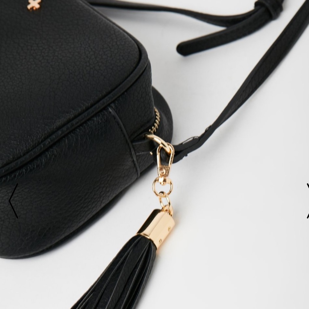 NEW Peta + Jain black crossbody bag with zipper - Picture 3 of 8